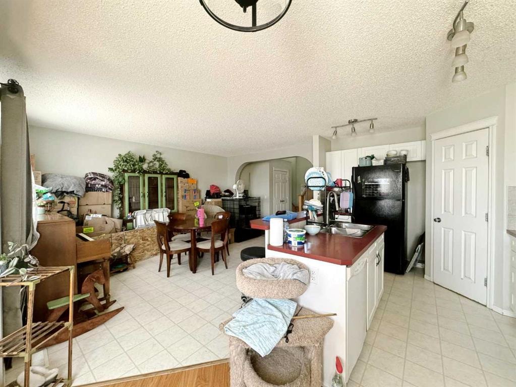 244 Taralake - Thumbnail 4