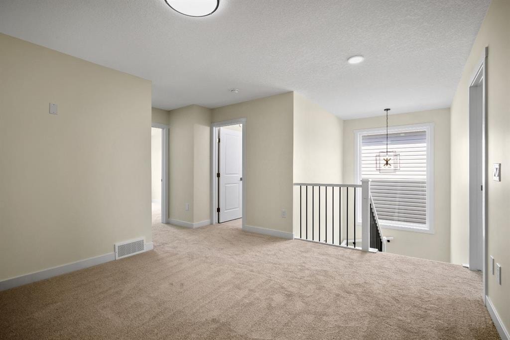 585 Corner Meadows - Thumbnail 3