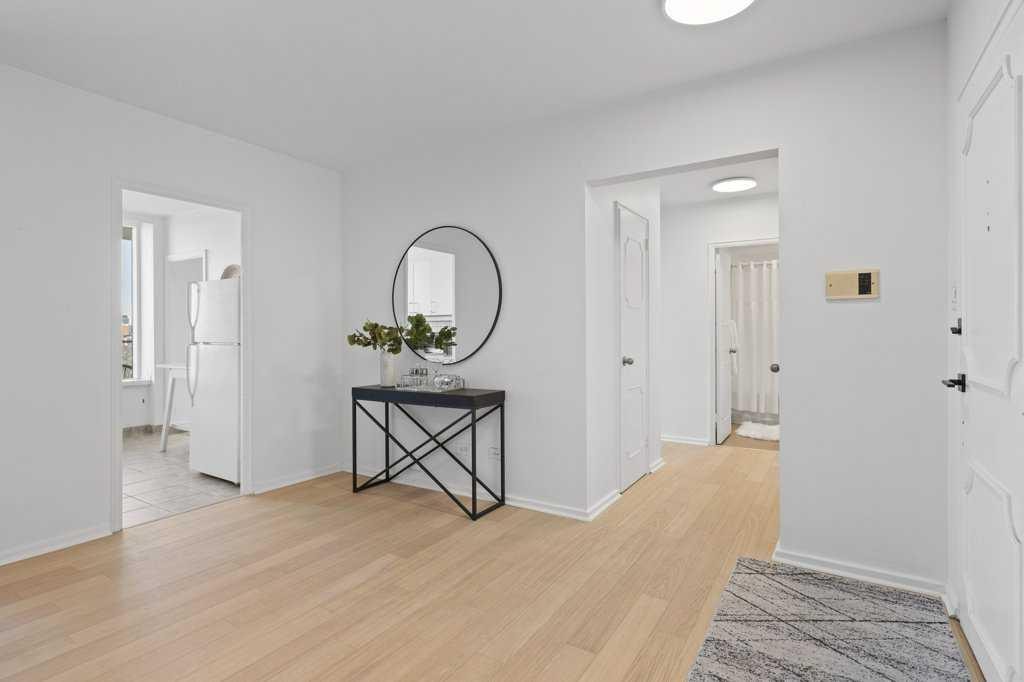 3204 Rideau - Thumbnail 3