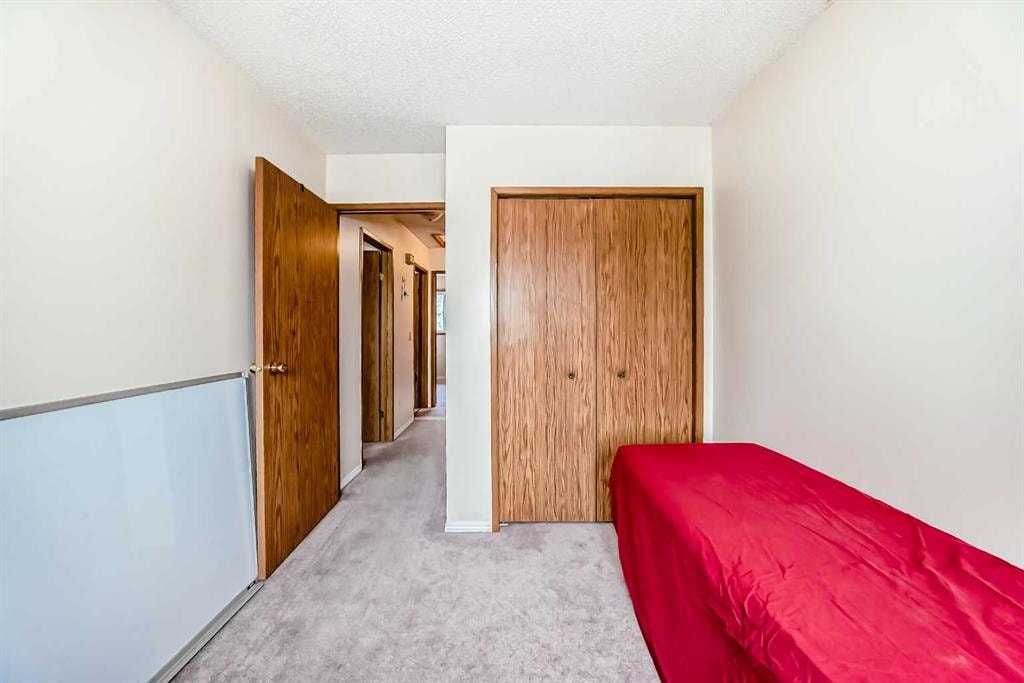 110 Edgeburn - Thumbnail 3