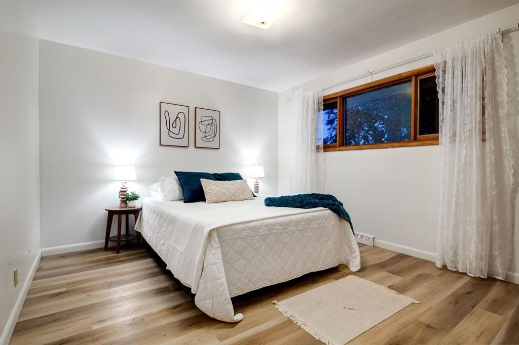 6016 Thornburn - Thumbnail 2