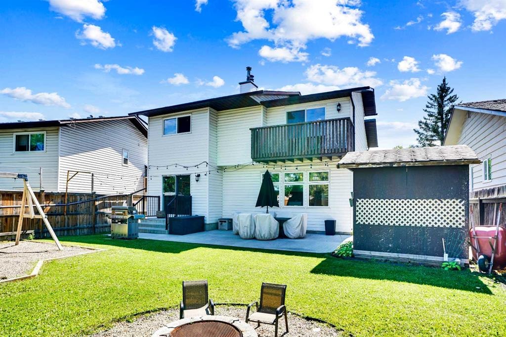103 Castlebury - Thumbnail 2