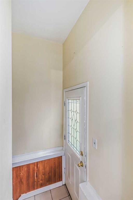 2111 Broadview - Thumbnail 3