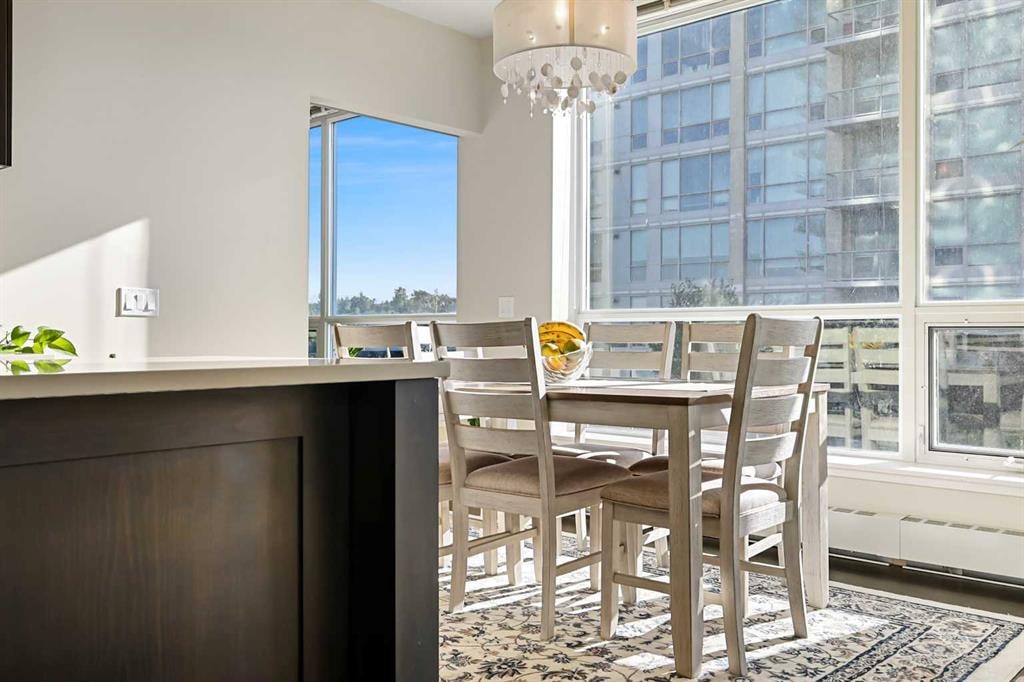 222 Riverfront - Thumbnail 2