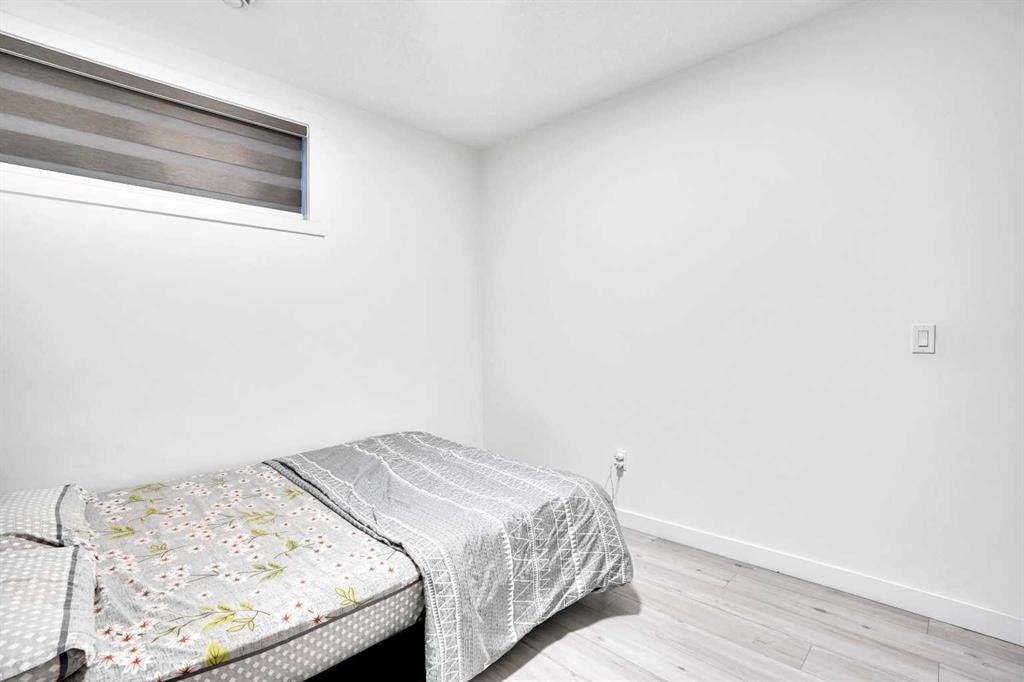 601 Corner Meadows - Thumbnail 3