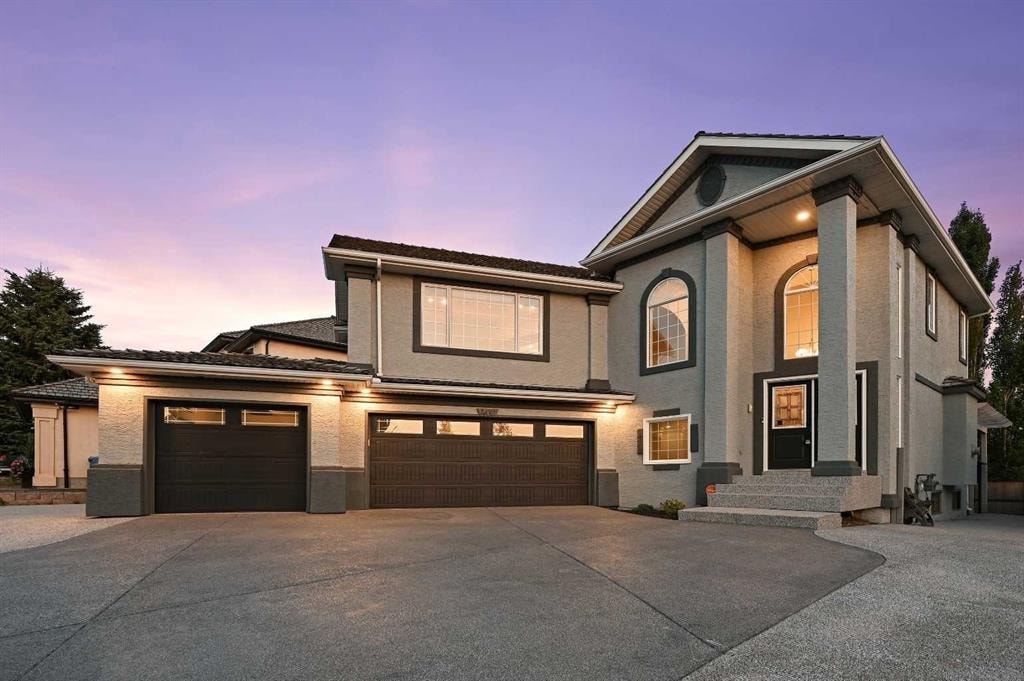 402 Mt Douglas - Thumbnail 2