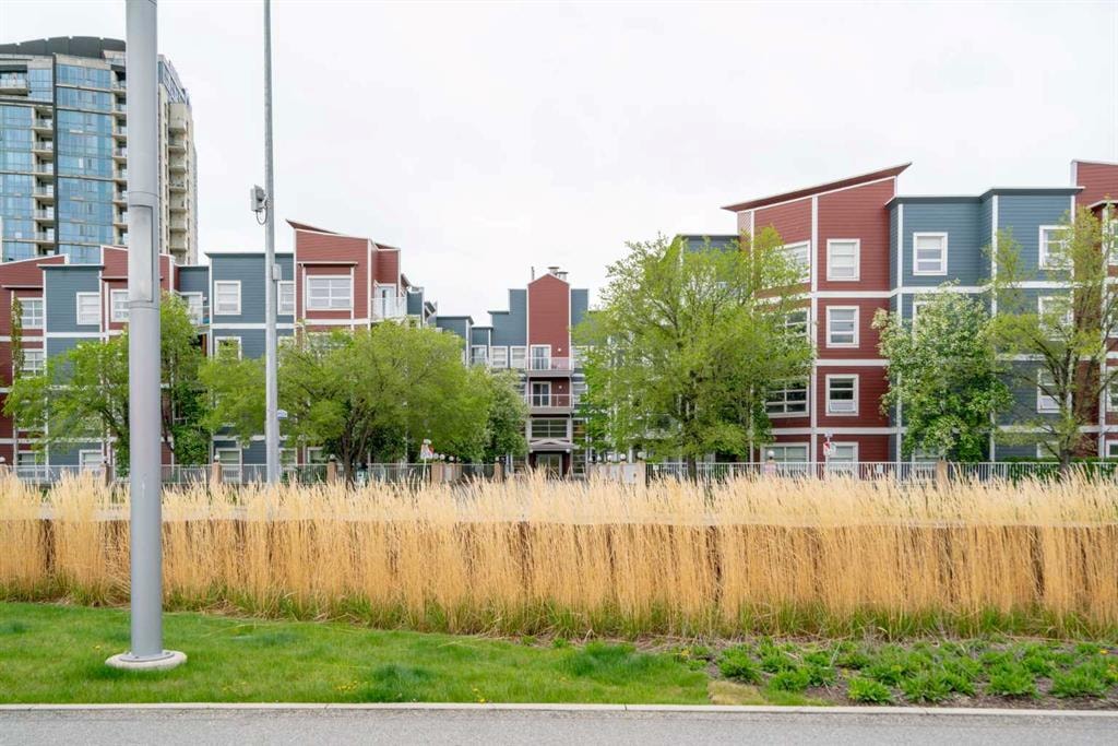 333 Riverfront - Thumbnail 4