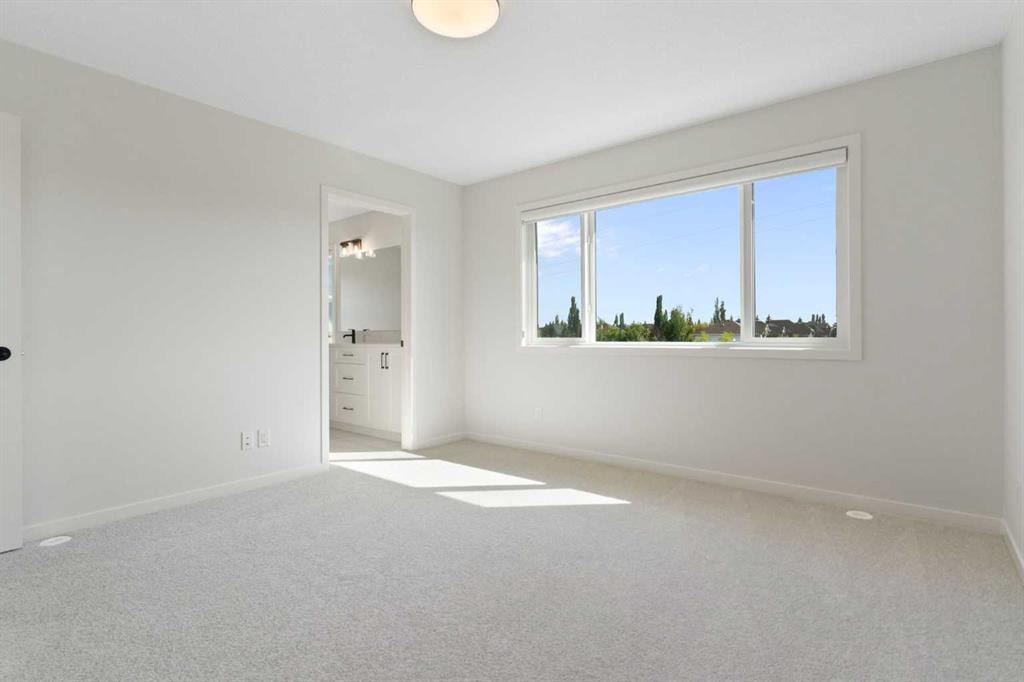 266 West Grove - Thumbnail 4