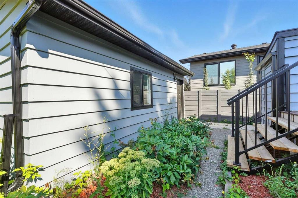 227 Parkside - Thumbnail 3