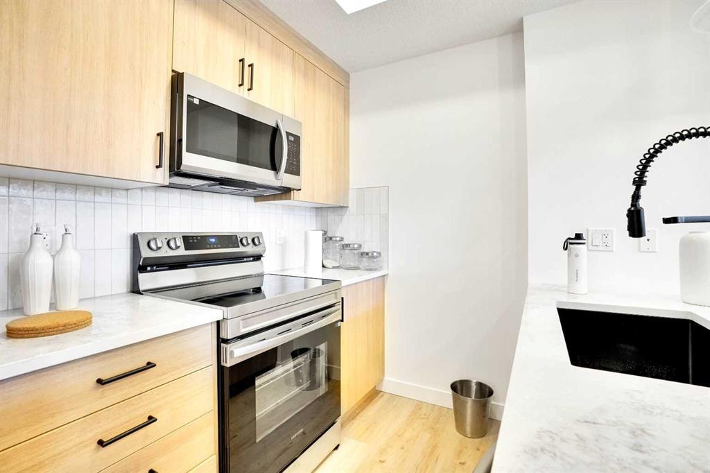 20985 Seton Way SE - Thumbnail 2