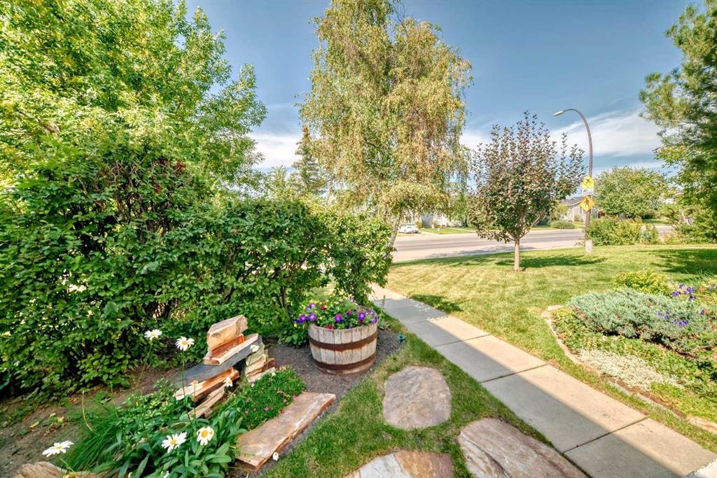 223 Martindale - Thumbnail 2