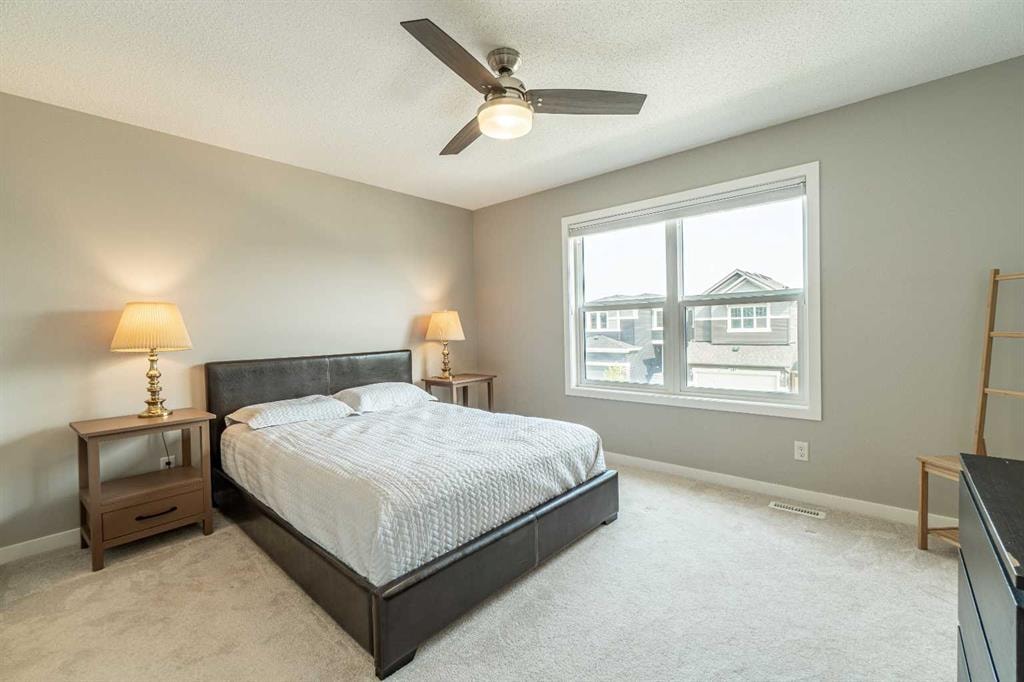 290 Belmont - Thumbnail 4