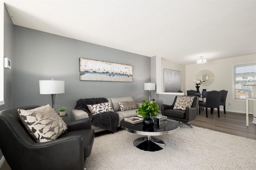 232 Mckenzie Towne - Thumbnail 3