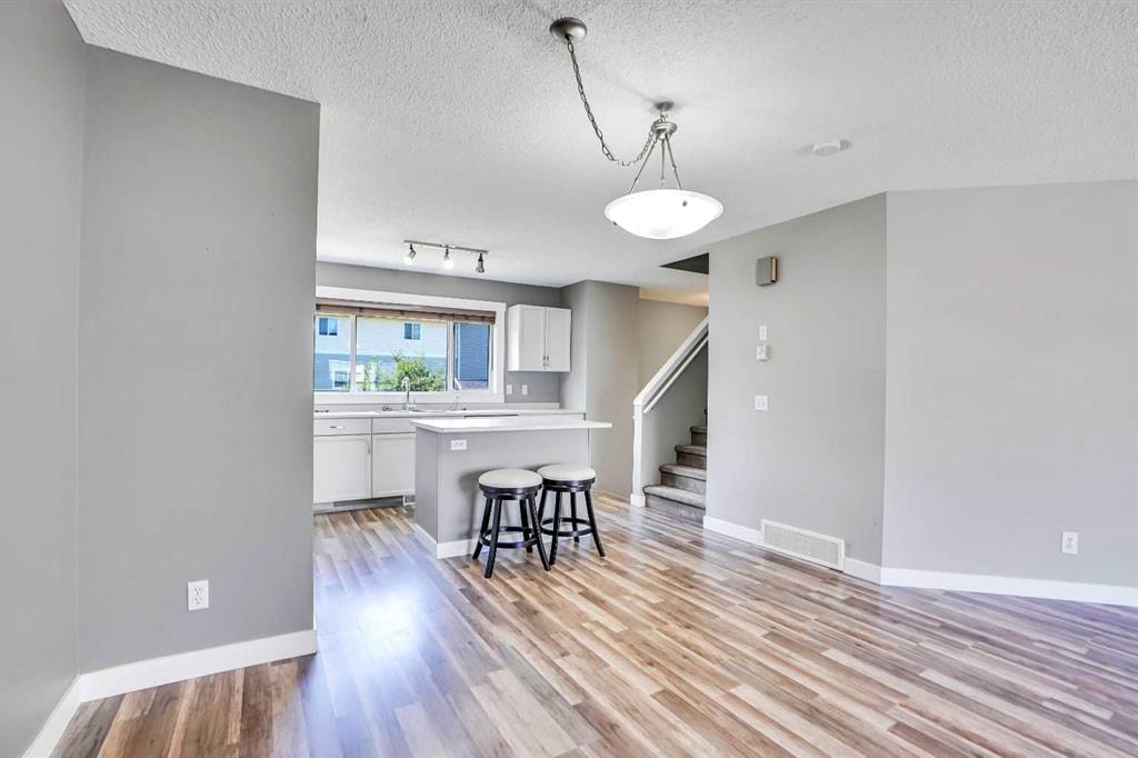 91 Prestwick Acres - Thumbnail 3