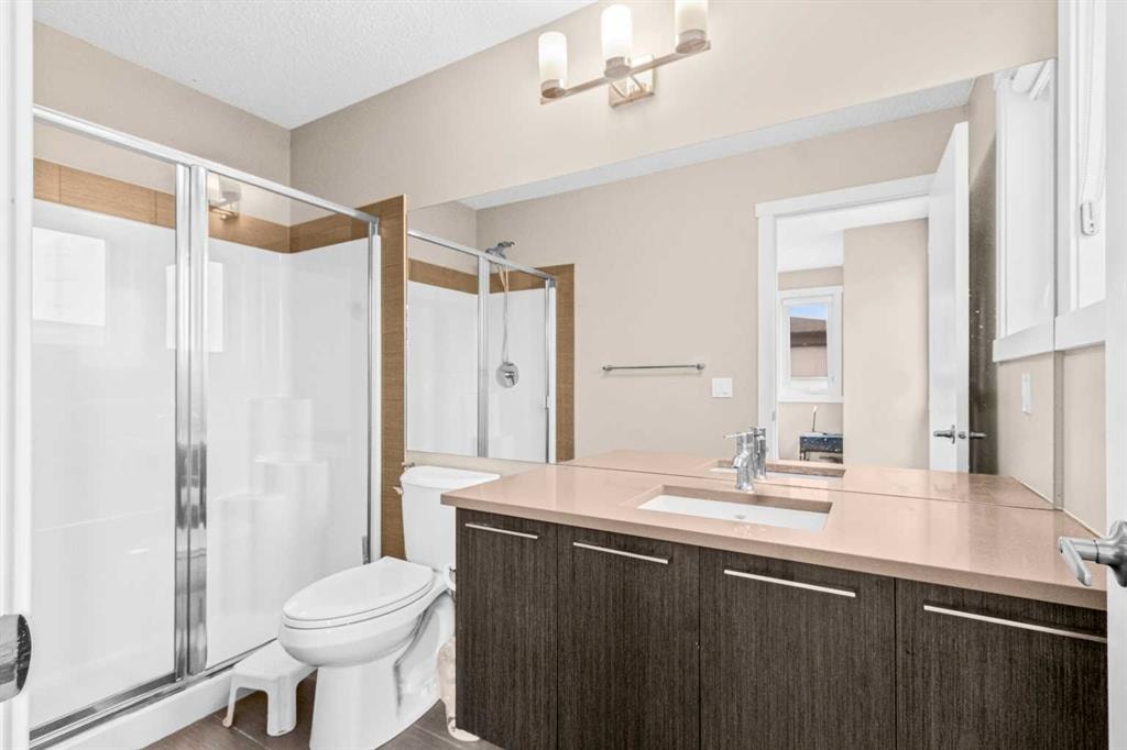 218 Sherwood - Thumbnail 4