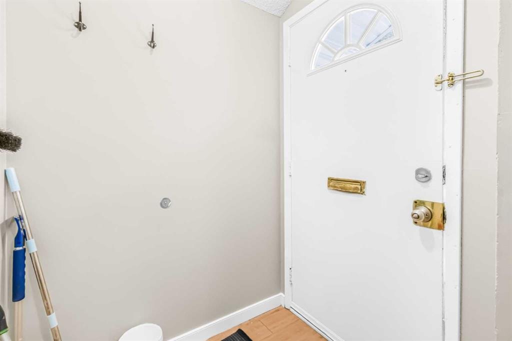 131 Templehill - Thumbnail 2