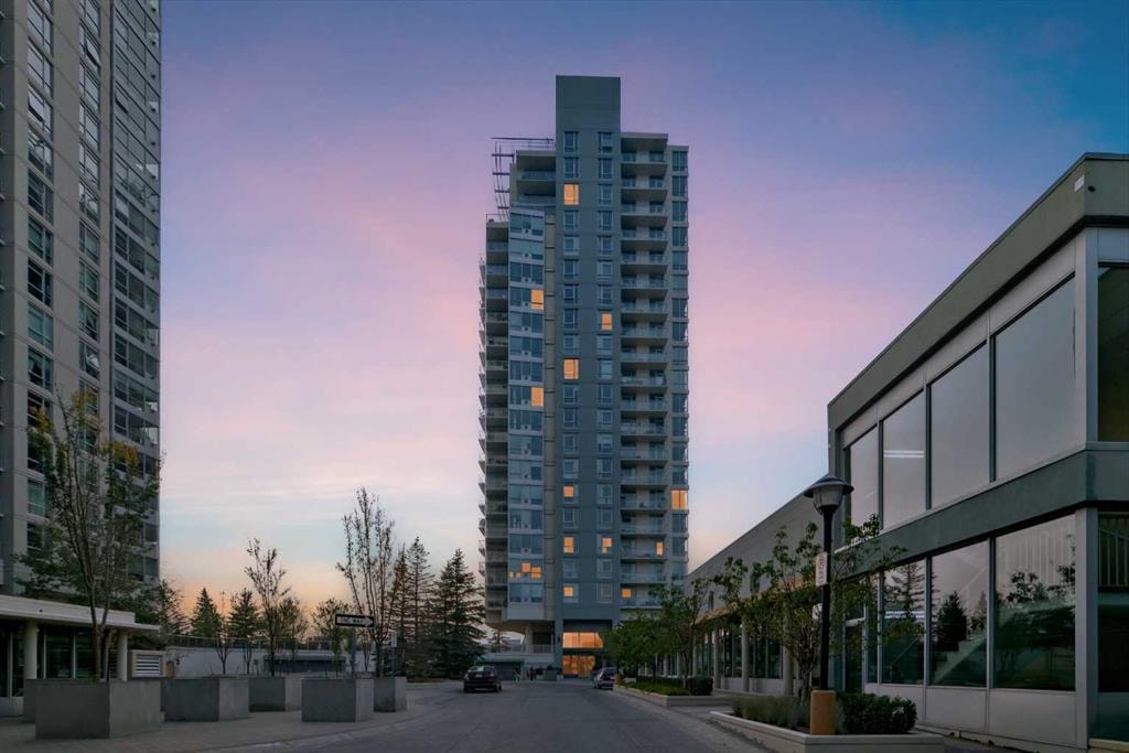 55 Spruce - Thumbnail 2