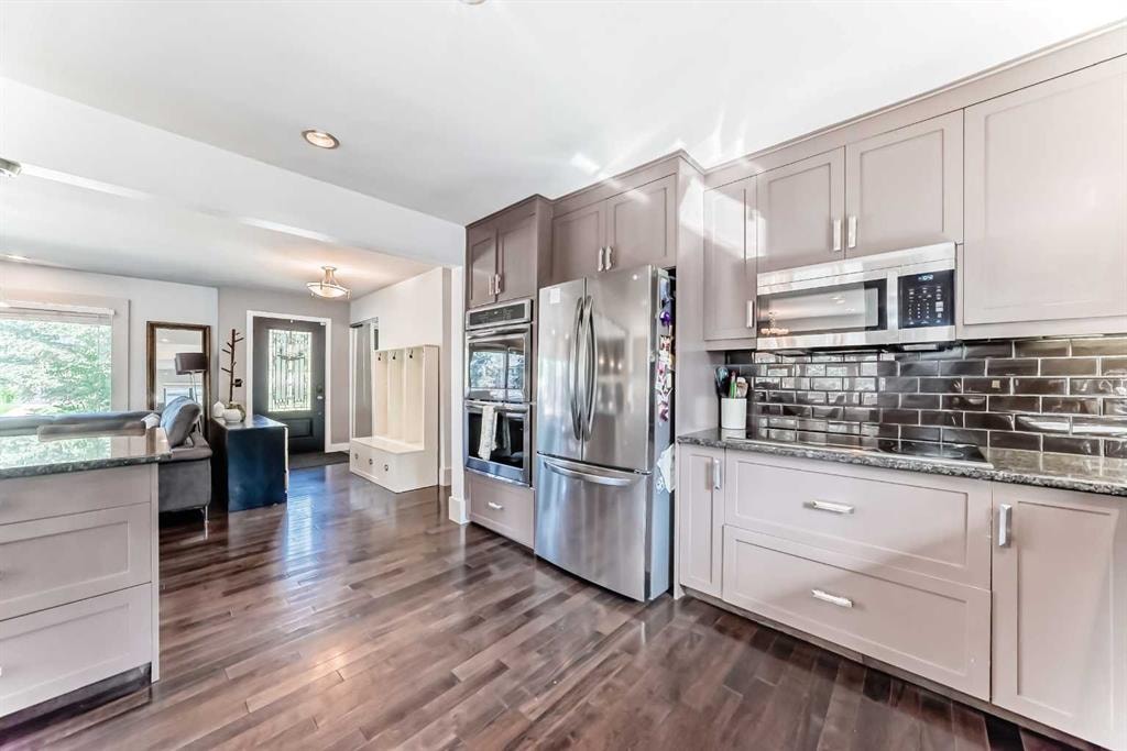 10824 Maplebend - Thumbnail 2