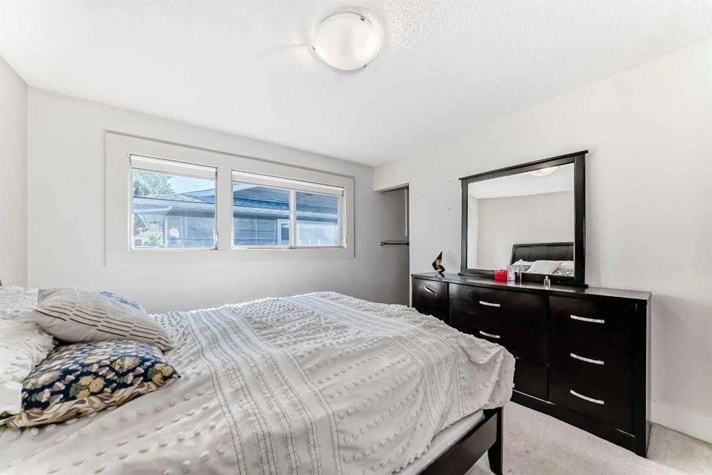 10824 Maplebend - Thumbnail 3