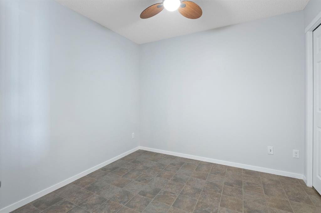 279 Copperpond - Thumbnail 3