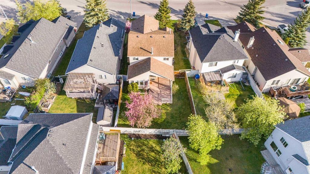 880 Somerset - Thumbnail 2