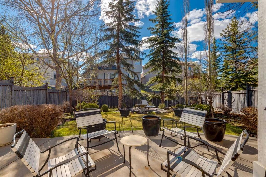 107 Arbour Lake - Thumbnail 4