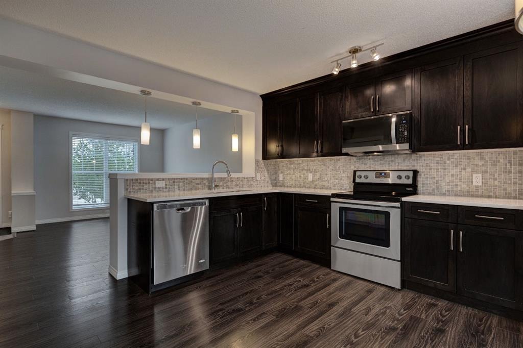 121 Auburn Meadows - Thumbnail 2