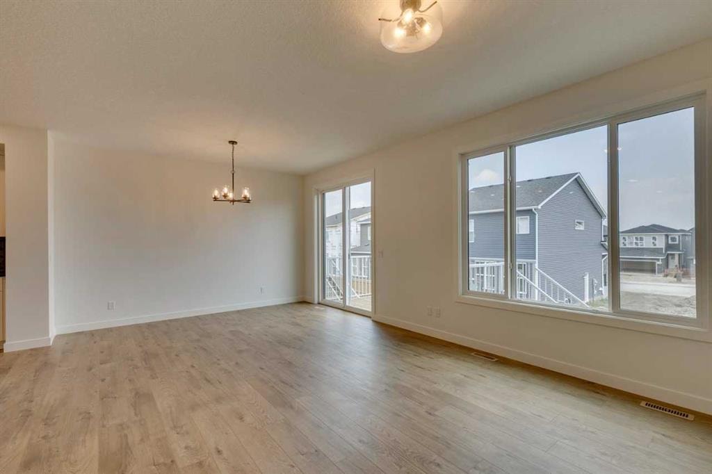 104 Amblefield - Thumbnail 3
