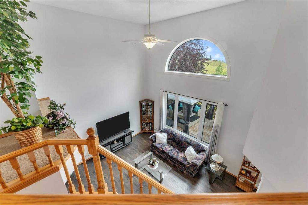 228 Macewan Park - Thumbnail 2