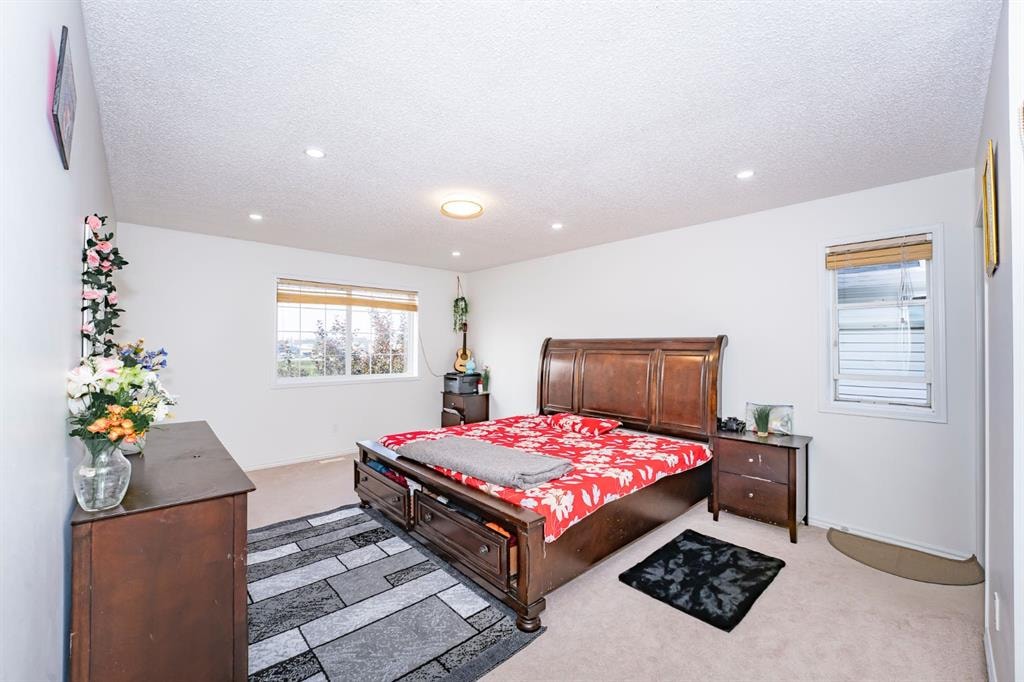 714 Martindale - Thumbnail 2