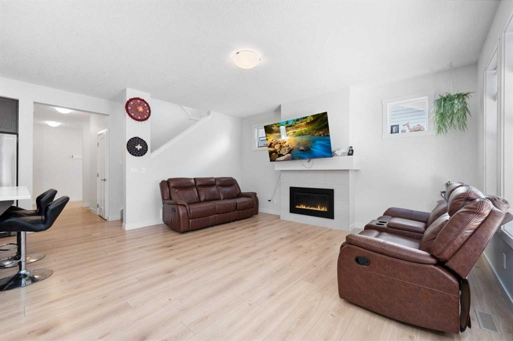 1167 Copperfield - Thumbnail 3