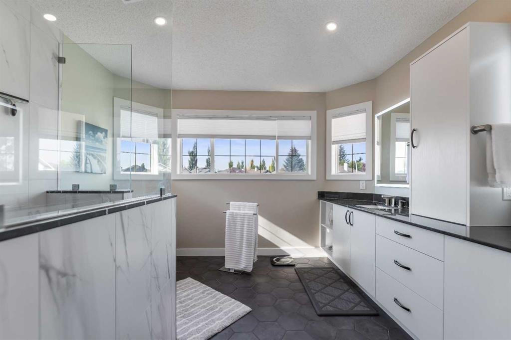 309 Douglas Ridge - Thumbnail 3