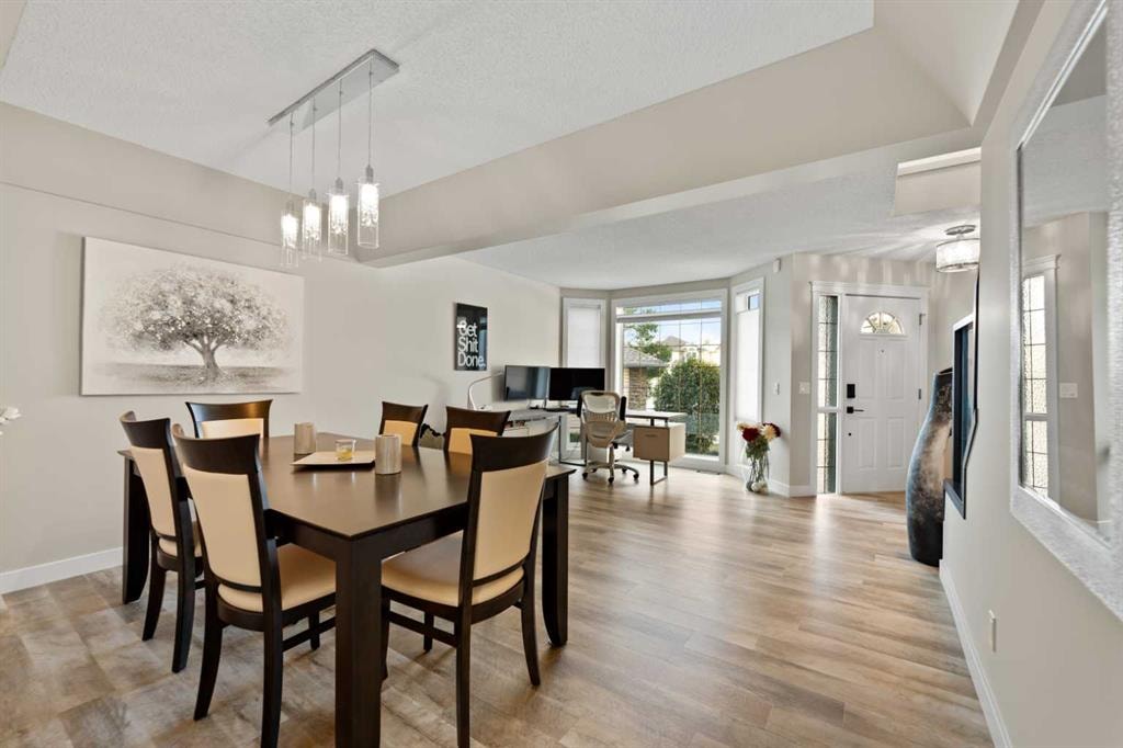 309 Douglas Ridge - Thumbnail 4