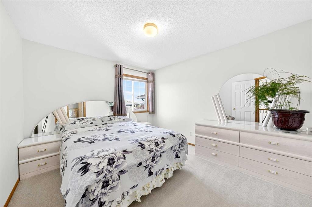 9200 Edgebrook - Thumbnail 3