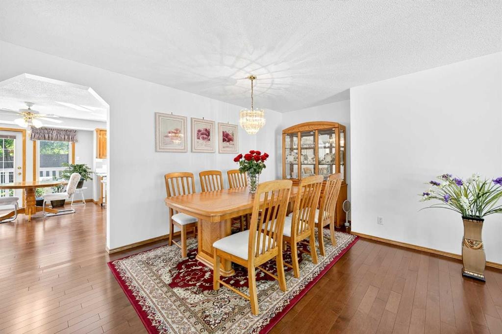 9200 Edgebrook - Thumbnail 4