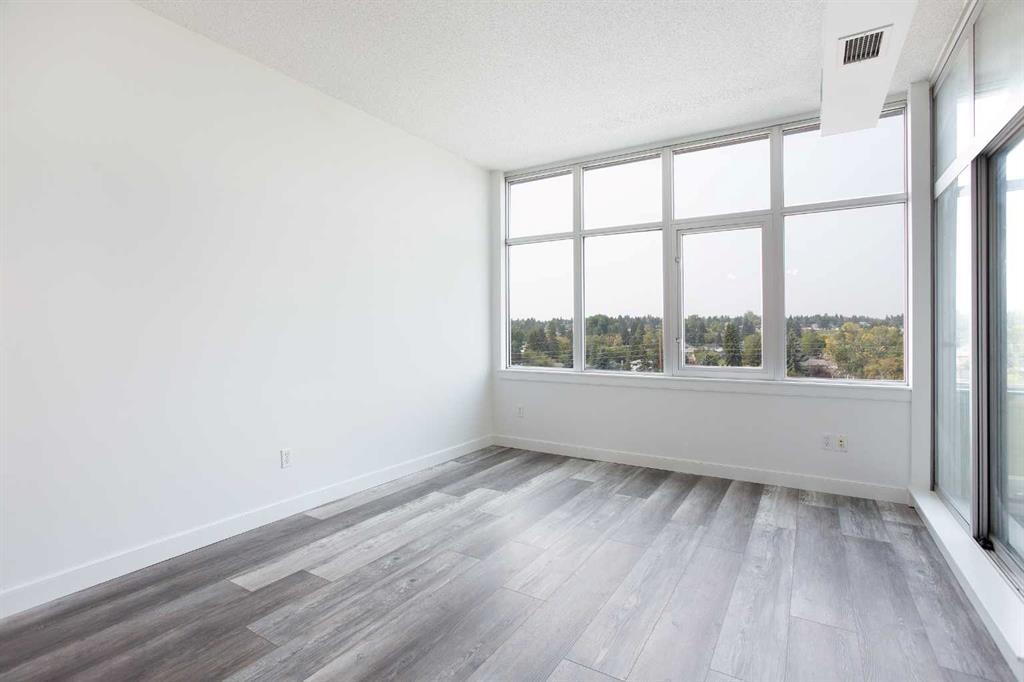11811 Lake Fraser - Thumbnail 4