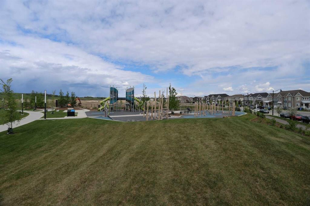 153 Yorkville - Thumbnail 2