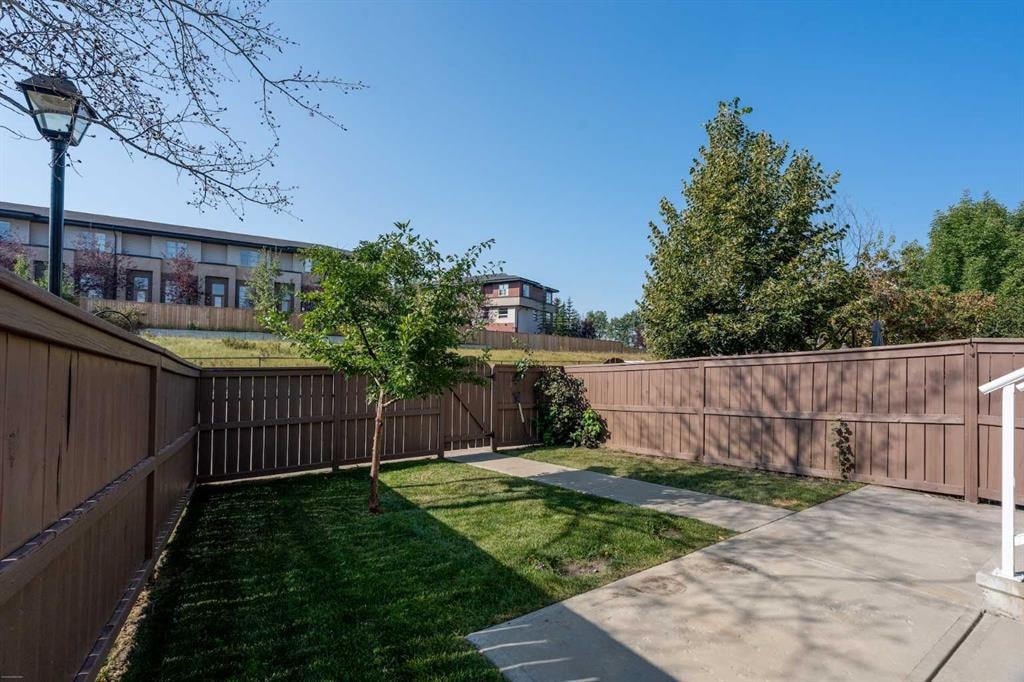 119 Aspen Hills - Thumbnail 3