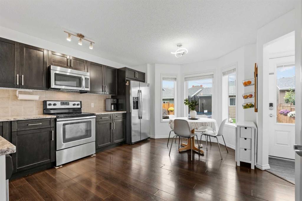 92 Auburn Meadows - Thumbnail 3