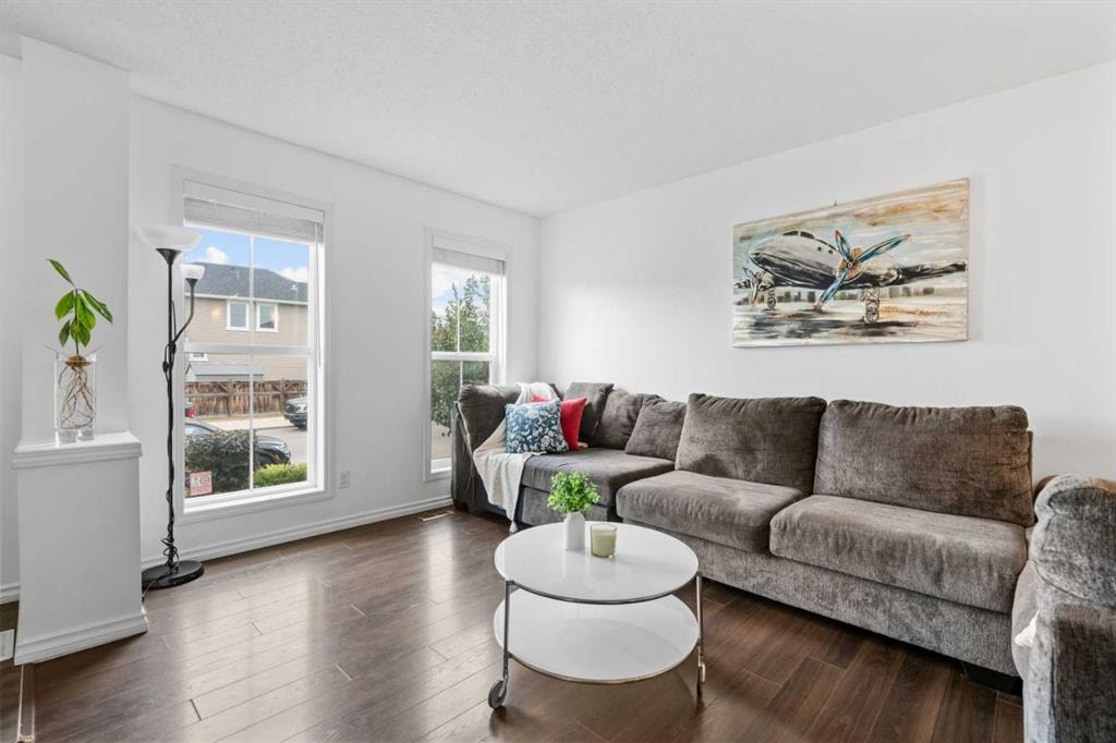 92 Auburn Meadows - Thumbnail 4