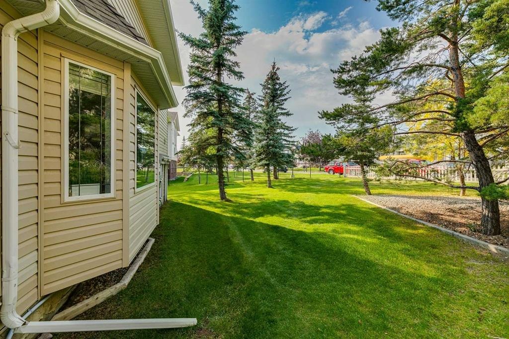 950 Arbour Lake - Thumbnail 3