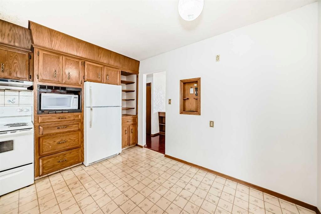 5248 Barron - Thumbnail 3