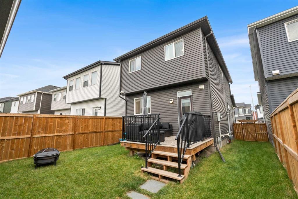 261 Walcrest - Thumbnail 2