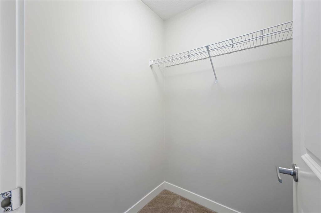 229 Sage Hill - Thumbnail 2