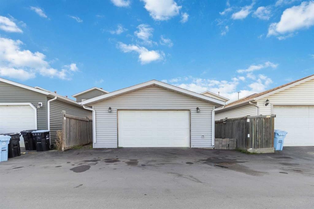 628 Athabasca - Thumbnail 3