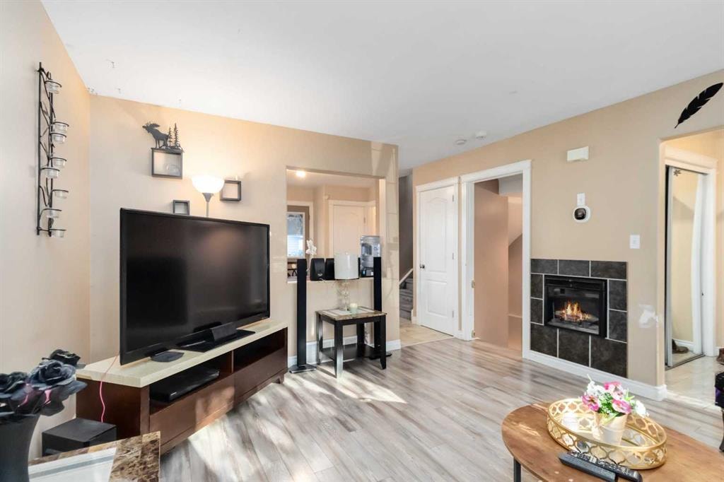628 Athabasca - Thumbnail 4