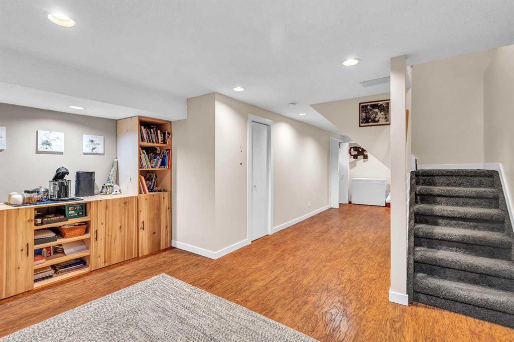 4532 Montgomery - Thumbnail 4