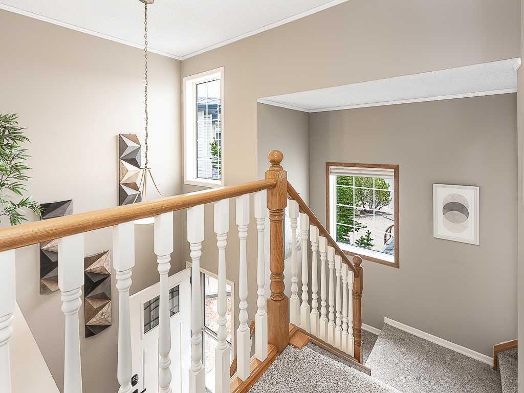 323 Bridlewood - Thumbnail 2