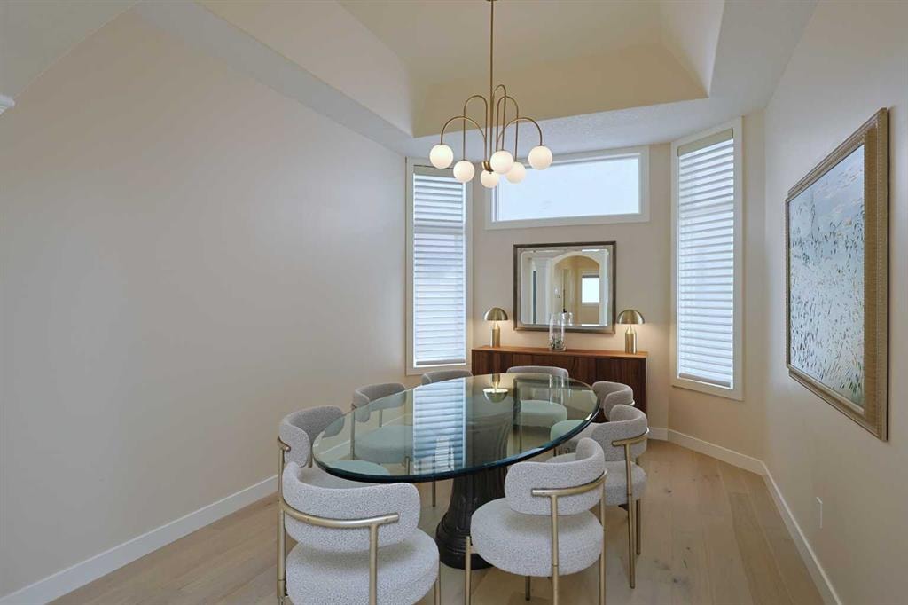 271 Hamptons - Thumbnail 2