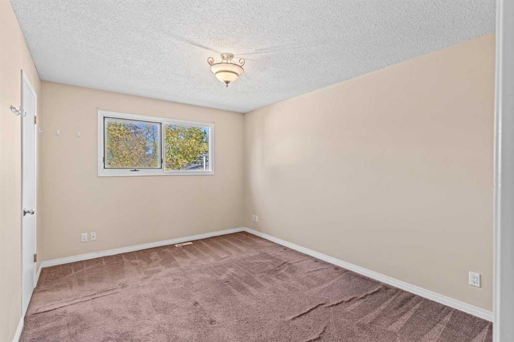 212 Queen Anne - Thumbnail 4